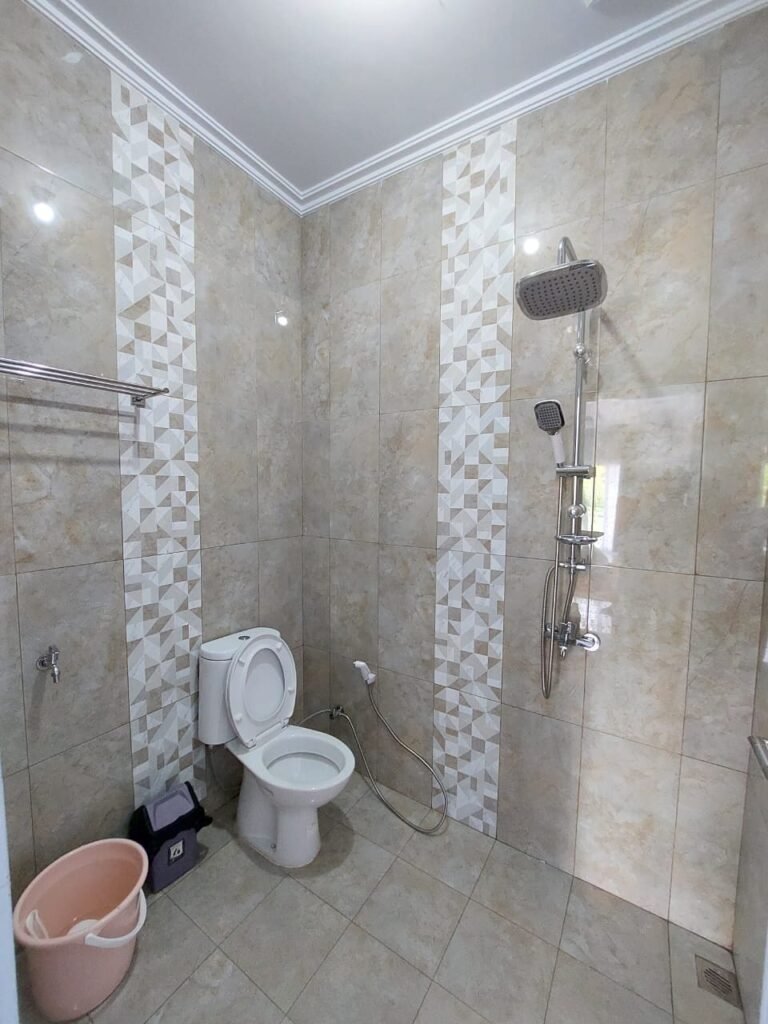 VILLA PRIVATE DENGAN VIEW PEGUNUNGAN — DEKAT TAMAN SAFARI foto 6